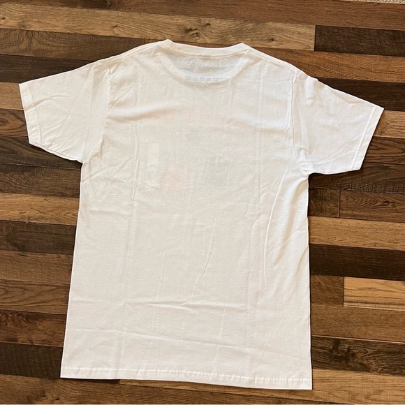 Men’s St. Patrick’s Day “Drink Up” Graphic Tee M - Picture 2 of 5